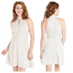 BB Dakota Charlize Striped Lace Up Back Dress 8 Beige Mini A-line
